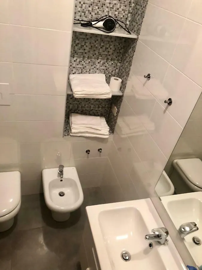 Bed and Breakfast Le Stanze Di Raffaello Napoli Italia